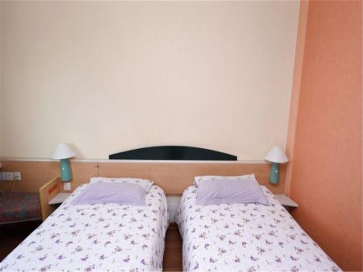 Motel Qingdao Jiaonan Renmin Road Business Street Eksteriør billede